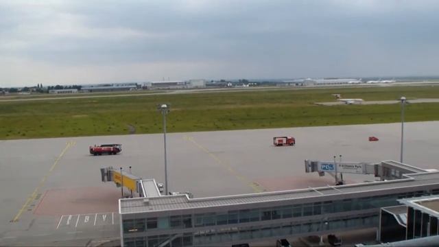 Flughafen Feuerwehr Leipzig/Halle смотреть онлайн
