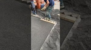 Стоянка из клинкерной брусчатки ЛСР