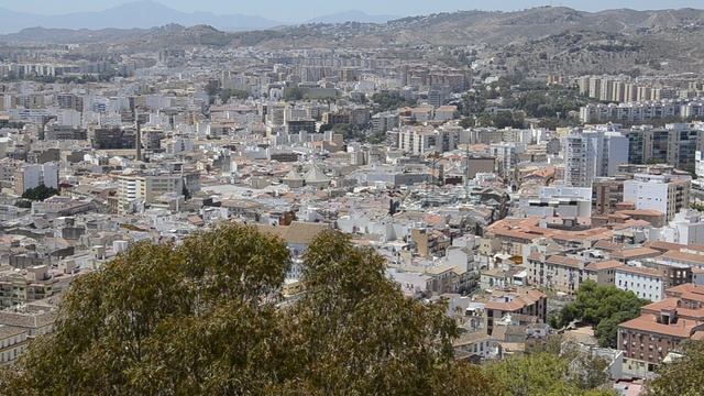 Вид из крепости Хибральфаро, Малага, Испания (7) смотреть онлайн