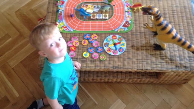 Dinosaur race Orchard Toys смотреть онлайн