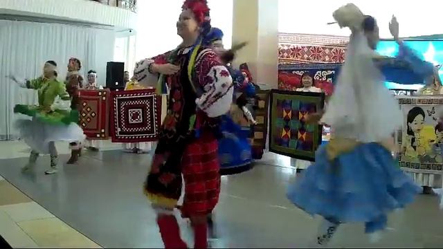 Ансамбль современного танца "Тетрис"! смотреть онлайн
