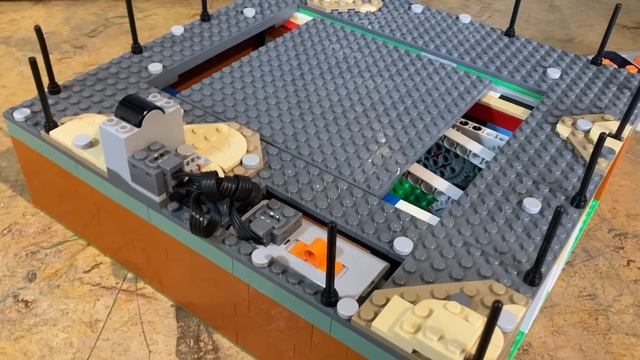 I Built A Working Earthquake Simulator Out of LEGO… смотреть онлайн