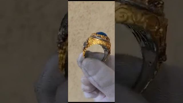 Авангард в традициях. Перстни необычных форм на основе классики смотреть онлайн