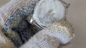 Полировка минерального стекла часов оксидом церия