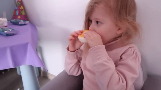 Кате 4 Года. Распаковка Подарков. Аквапарк Лимпопо. Лисичка Мимишки смотреть онлайн