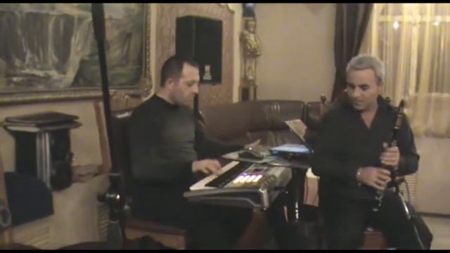 Abo Klarnet ANI. ARTEN MUTN @nkel e. Або Кларнет Ани. Артен Мутн энкел е смотреть онлайн