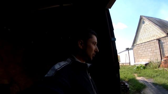 Помогаем брату копать картошку на огороде в деревне ? Урожай картофеля в Украине смотреть онлайн