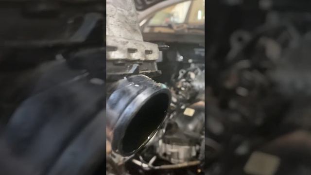 2015 Mercedes GL450 4MATIC Intercooler Removal #m276 #mercedes #intercooler #w166 смотреть онлайн