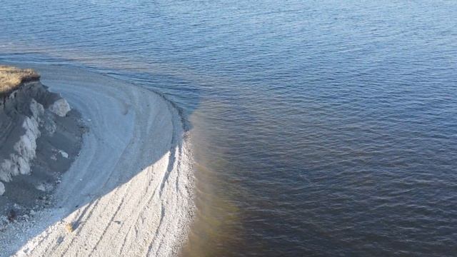 Порт у с. Климовка, берег Волги и люди смотреть онлайн
