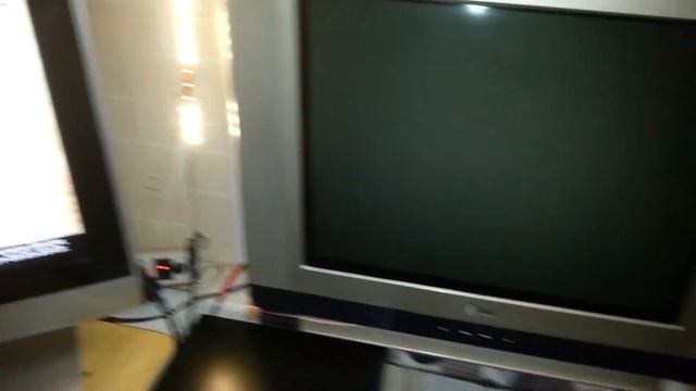 Не показывает телевизор - используй как колонки :D смотреть онлайн