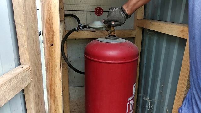 Как заправить газовый баллончик, эконом вариант. смотреть онлайн