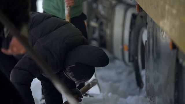 Kazakhstan : Péril Dans La Steppe | Les Routes De L'impossible
