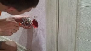 Как установить розетку MAKEL.