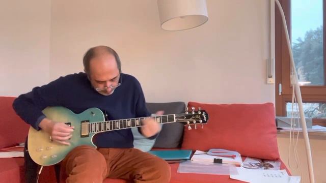 “Gibson inspired” Epiphone Les Paul, Carribean blue figured, (whith slight crunch) смотреть онлайн