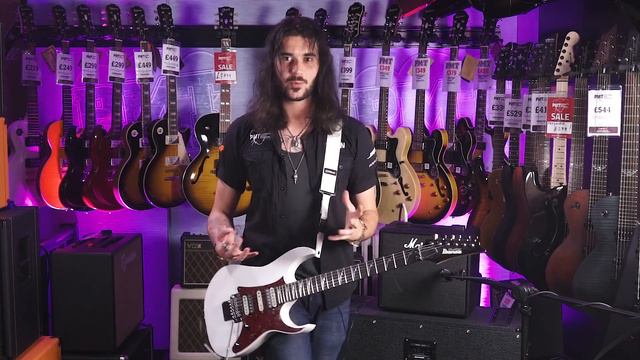 Marshall CODE25 Combo Amplifier Review - A Modelling Amp Ideal For Gigging смотреть онлайн