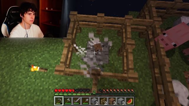 ПРОВОДИЛ 100 ДНЕЙ НА ОДНОМ БЛОКЕ MINECRAFT В ХАРДКОРЕ И ПРОИЗОШЛО ЭТО... смотреть онлайн