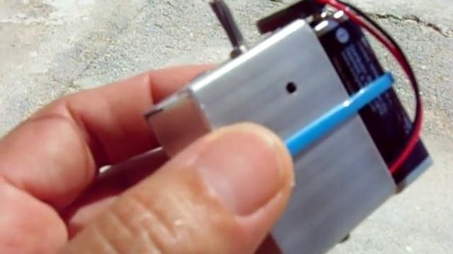 9V FM Tracking Device смотреть онлайн