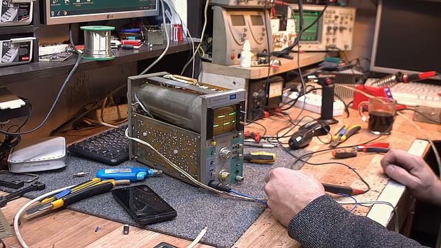 TEST oscyloskopu SAGA смотреть онлайн