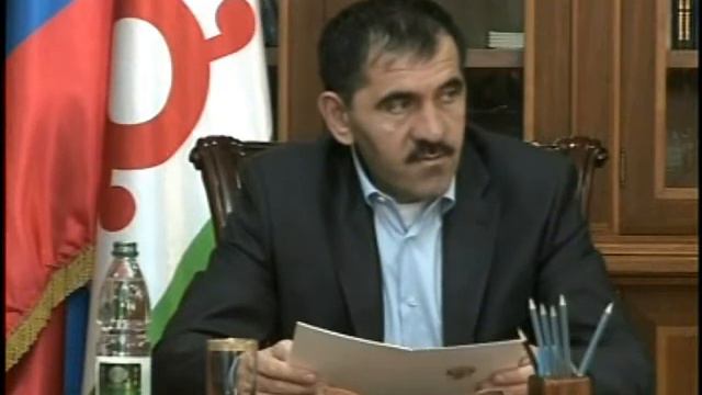 Ю.Евкуров послал ингушское правительство в Грозный смотреть онлайн