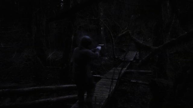 Escape From Tarkov pistoling run against scavs смотреть онлайн