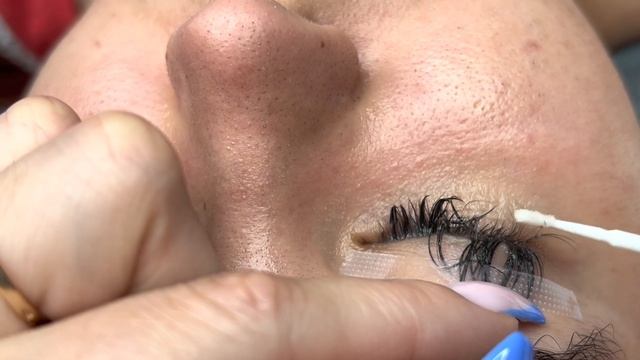 Как правильно снимать наращенные ресницы? смотреть онлайн