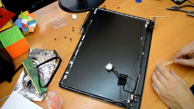 РЕМОНТ ПЕТЛИ НОУТБУКА HP #ремонтноутбука #ремонHP #masterden смотреть онлайн