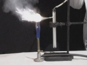 Химия. Опыты. Неорганика. Горение алюминия на воздухе