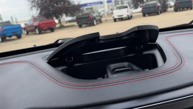 2021 Jeep Cherokee Trailhawk Review - Wolfe Chevrolet Edmonton смотреть онлайн