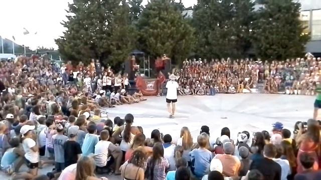 Гимнастика, сальто, танец смотреть онлайн