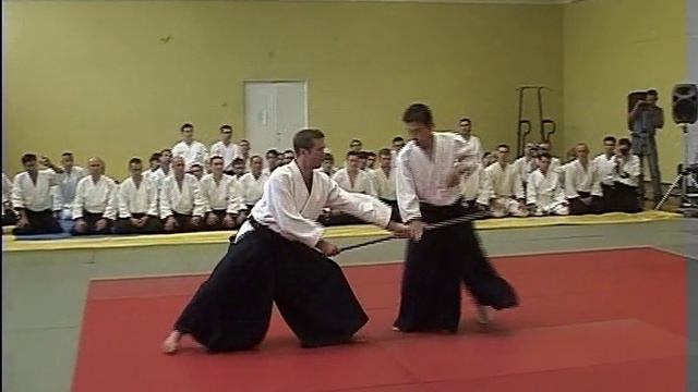 Демонстрация айкидо Ясуно Масатоси-сиханом.