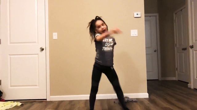 Hailey Jade I Song: I Ain’t Your Momma | Artist: JLo смотреть онлайн