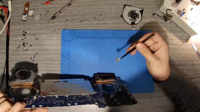 DELL P72F Gaming Laptop Disassembly, Dust cleaning. смотреть онлайн