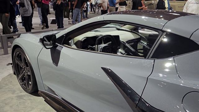 Chevrolet Corvette Z06 - 2024 3LZ Coupe смотреть онлайн