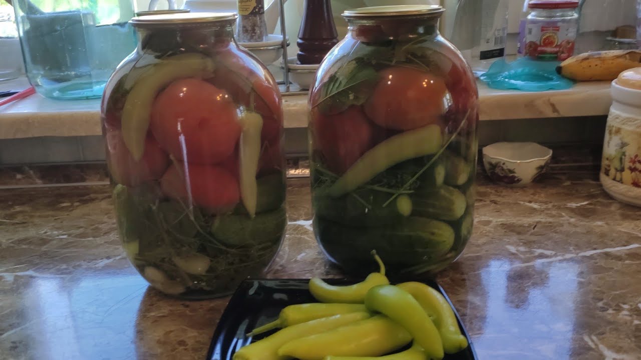 Маринованные огурцы с помидорами! Супер, рецепт закрутки!