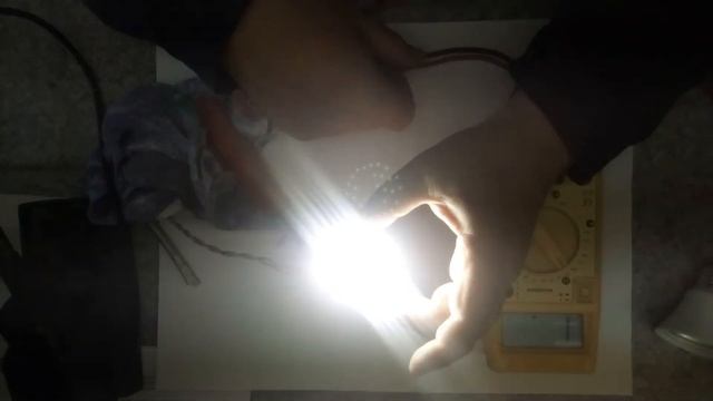 Ремонт светодиодной энергосберегающей лампочки (отсутствие контакта внутри) смотреть онлайн