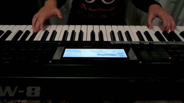 Игра на синтезаторе . Музыка к песне "Седая ночь" смотреть онлайн
