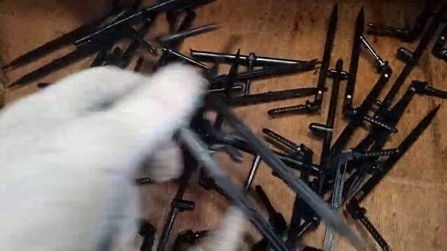 Первые отливки стрелок с лабиринтом под микротрубку 4х6 мм, бренд Dr Drop. "Грен Плант". Полив33.рф смотреть онлайн