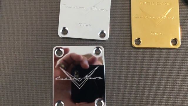 Fender Custom Shop Guitar neck plate comparison смотреть онлайн