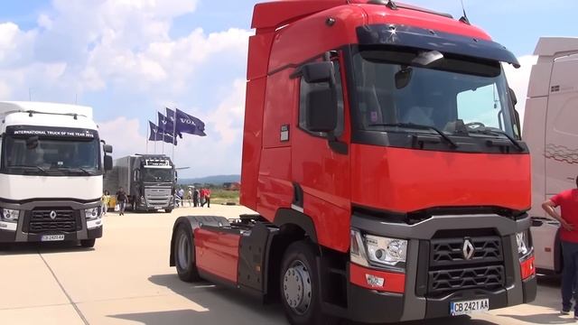Renault Trucks T 460 Tractor Truck (2015) Exterior and Interior смотреть онлайн