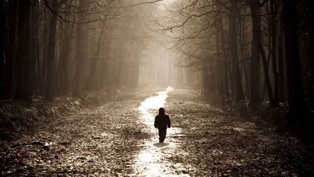 Необыкновенные девушки, Russian poet смотреть онлайн