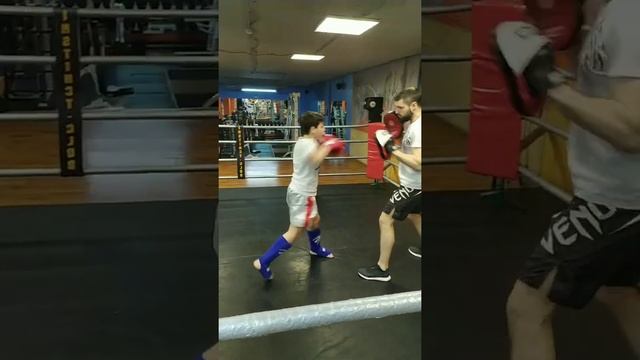 Кикбоксинг. Персональная тренировка смотреть онлайн