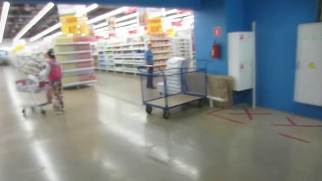 "Нашими всеми" - запрет. "Ашан". смотреть онлайн