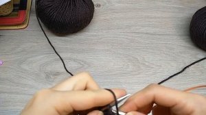 Гетры с косой без шва на круговых спицах вяжем сразу две! видеоурок