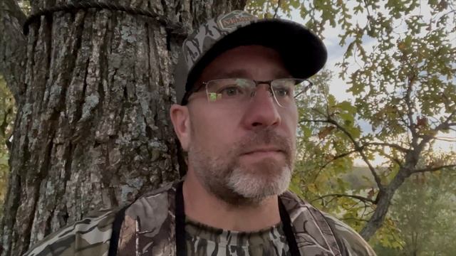 First CROSSBOW Deer Hunt | The Hunt For Big E - Hunt #2 смотреть онлайн