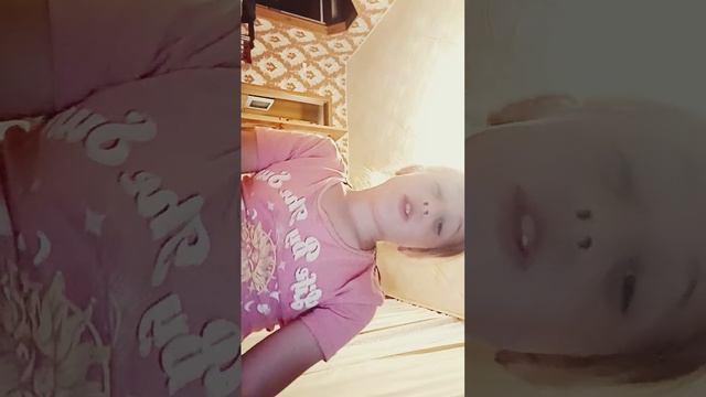 Кто занимается плетением из бисера пожалуйста напишите в комментариях что-нибудь смотреть онлайн