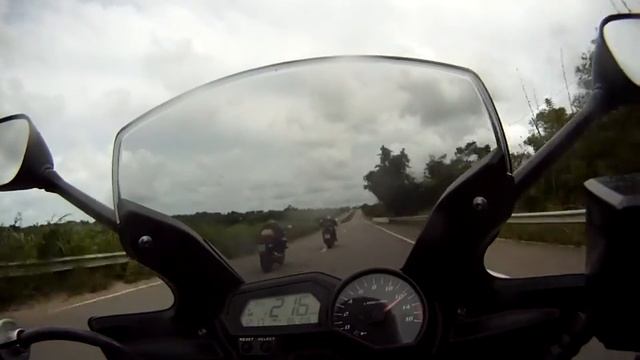 Racha Suzuki GSX 750F x Honda HORNET 600 x FAZER 600S смотреть онлайн