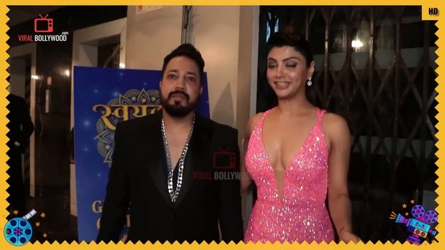 Mika Singh with wife Akanksha Puri | FIRST VIDEO after Marriage | Cutest Couple | Mika Di Vohti смотреть онлайн