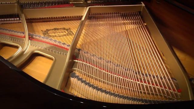 Yamaha GH1B 5'3" Baby Grand Piano Polished Ebony смотреть онлайн