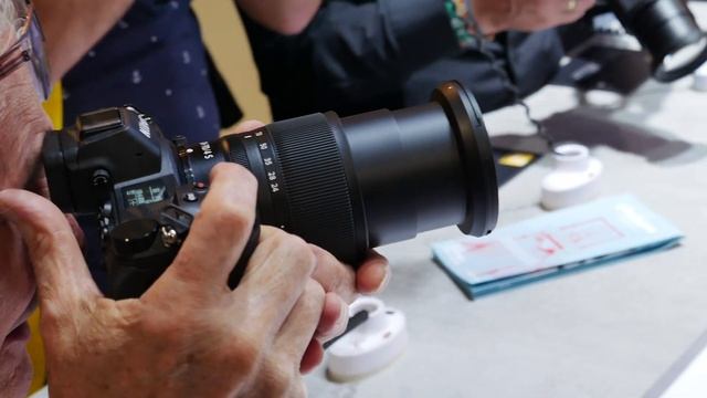 Panasonic S1R, Canon EOS R - best cameras for 2019? смотреть онлайн