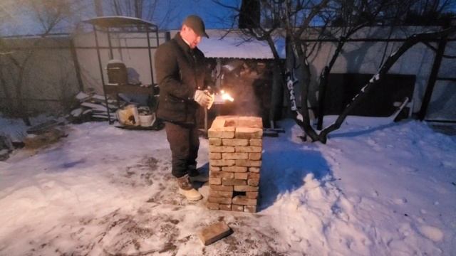 Эксперимент: Тандыр из старых кирпичей за 15 минут, получится ли в нем шашлык как у узбеков? смотреть онлайн